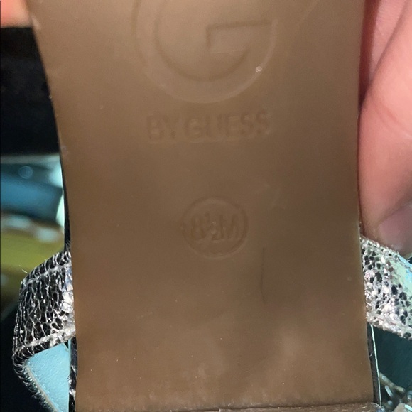 Guess Metallic Silver Heels - Picture 11 of 11